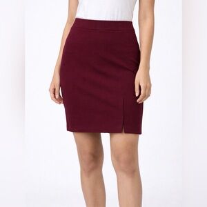 Forever 21 Burgundy Pencil Skirt Small Front Slit 18” Length(A347)